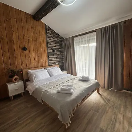 Tatil Evi Sky Hugs Volosyanka (Lviv)