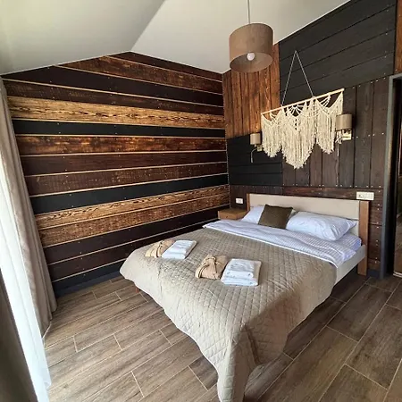 Tatil Evi Sky Hugs Volosyanka (Lviv)